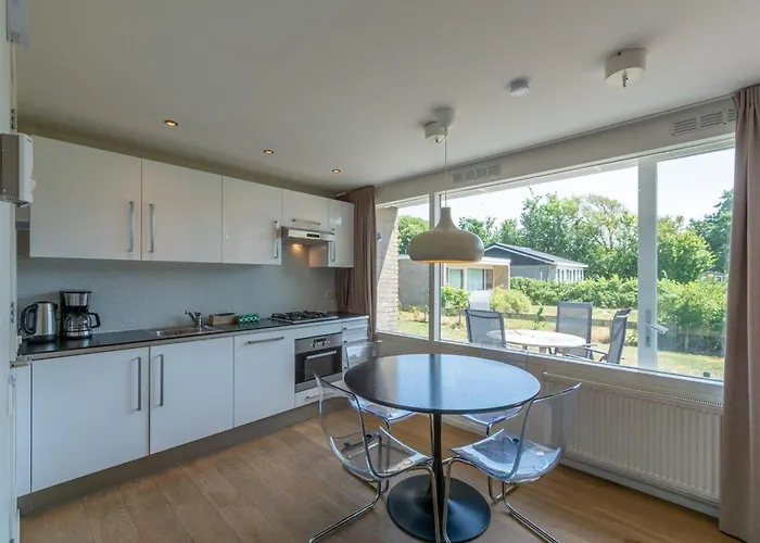 Garnekuul 73 For 4-guest In Callanstoog